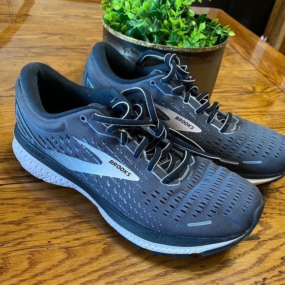 brooks Ghost 13 Black/Hushed Violet Shoes Size 9 - Picture 7 of 7